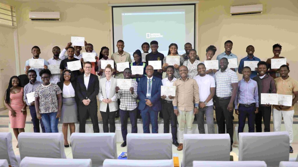 Abschlussveranstaltung der erfolgreichen Absolventen des ersten Unikursprogramms im Juni 2023