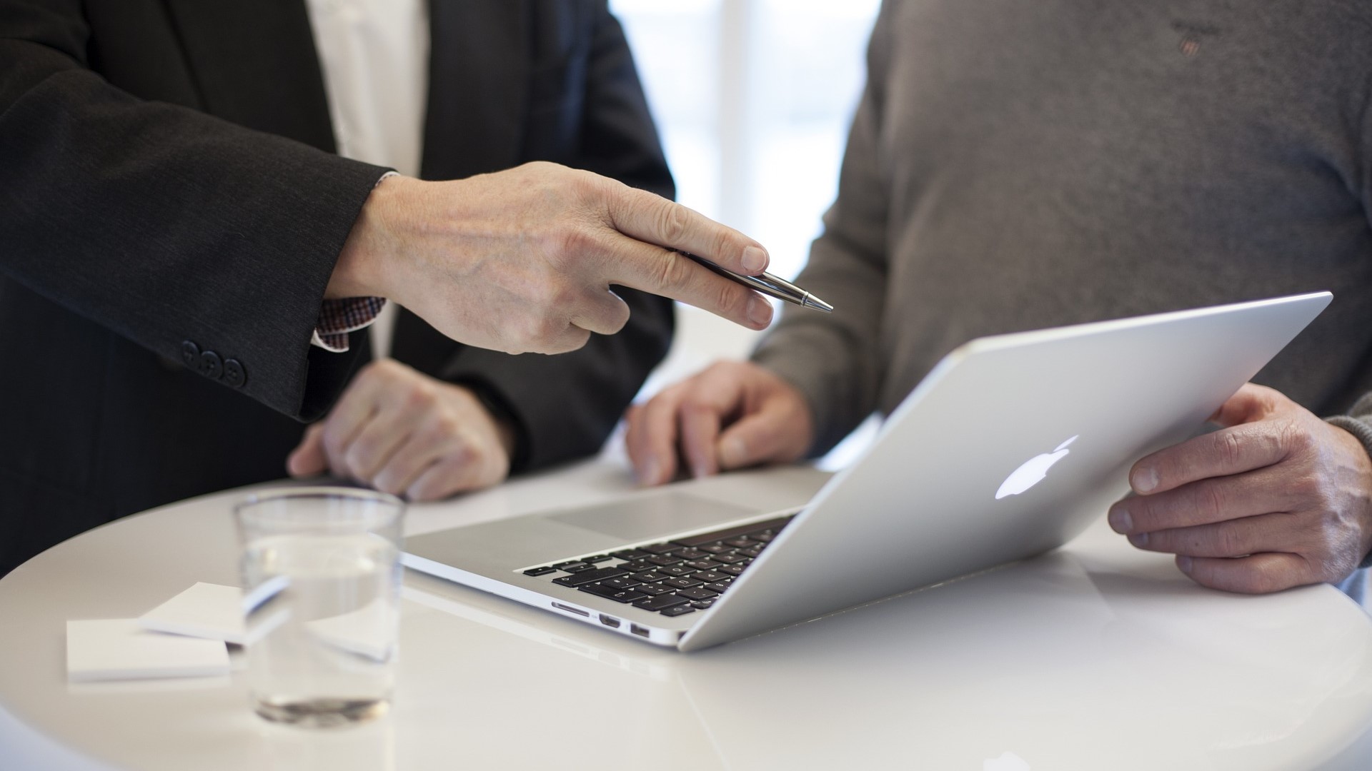 Arqum hat ein maßgeschneidertes Beratungskonzept für Multi-Site Organisationen entwickelt.