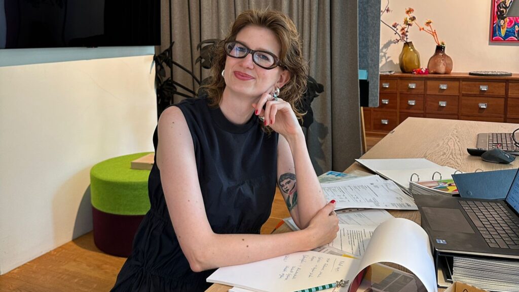 Leonie Haberlander bei der Berechnung eines PCF