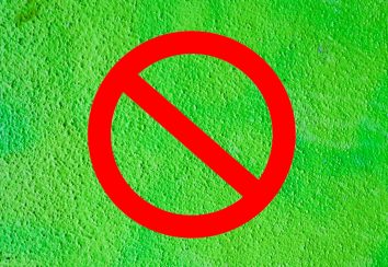 Die EmpCo-Richtlinie, die bis Ende September 2026 in deutsches Recht umgesetzt werden muss, verbietet zur Vermeidung von Greenwashing unlautere Umweltaussagen